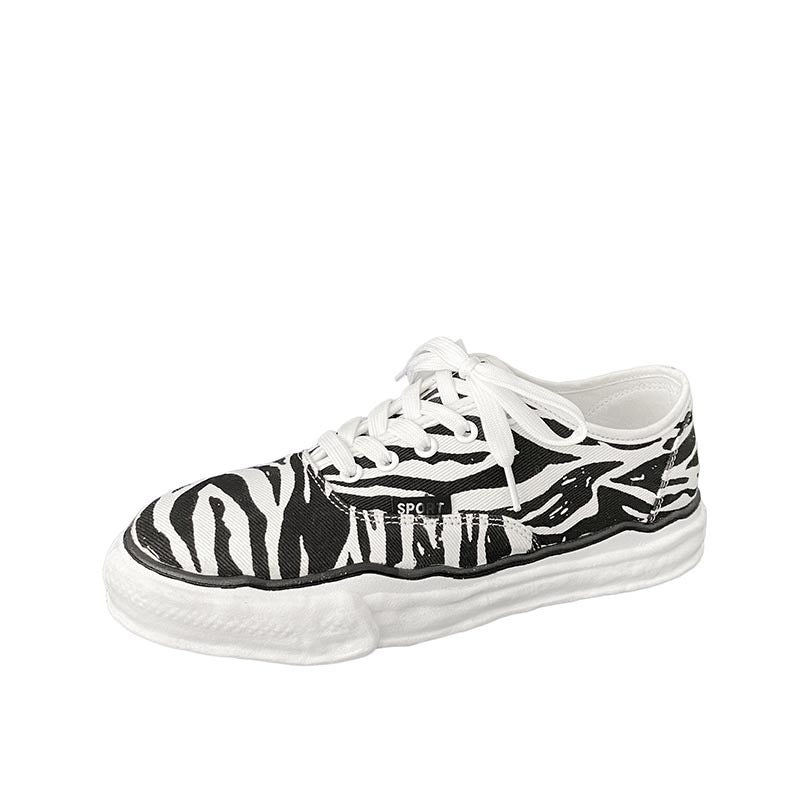 Casual Checkered and Tiger Shoes by VA