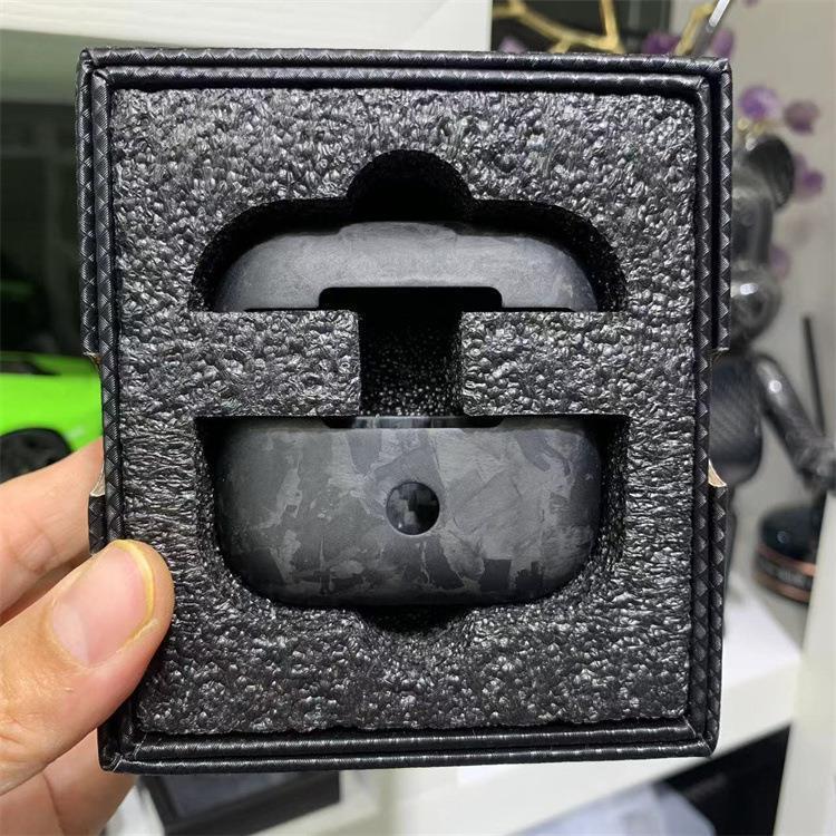 Earbuds Carbon Fiber Protective Case BY VA